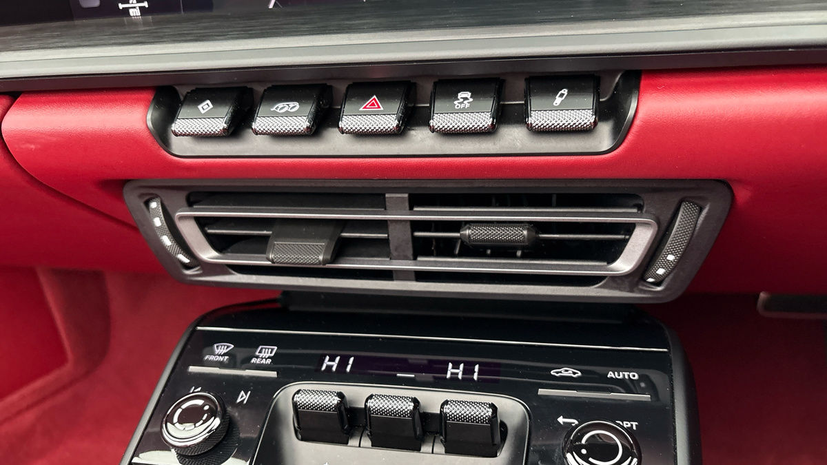 Porsche 911 Image 28