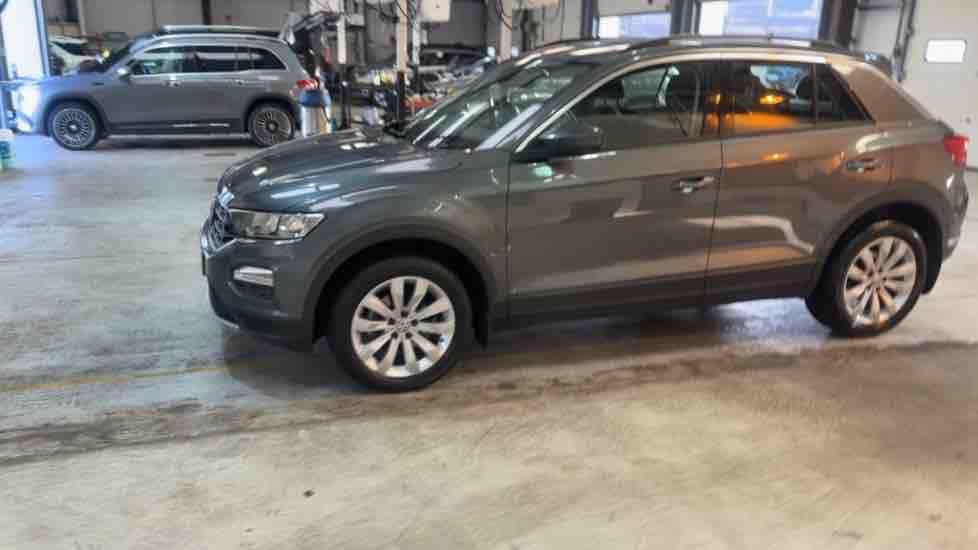 More views of Volkswagen T-Roc