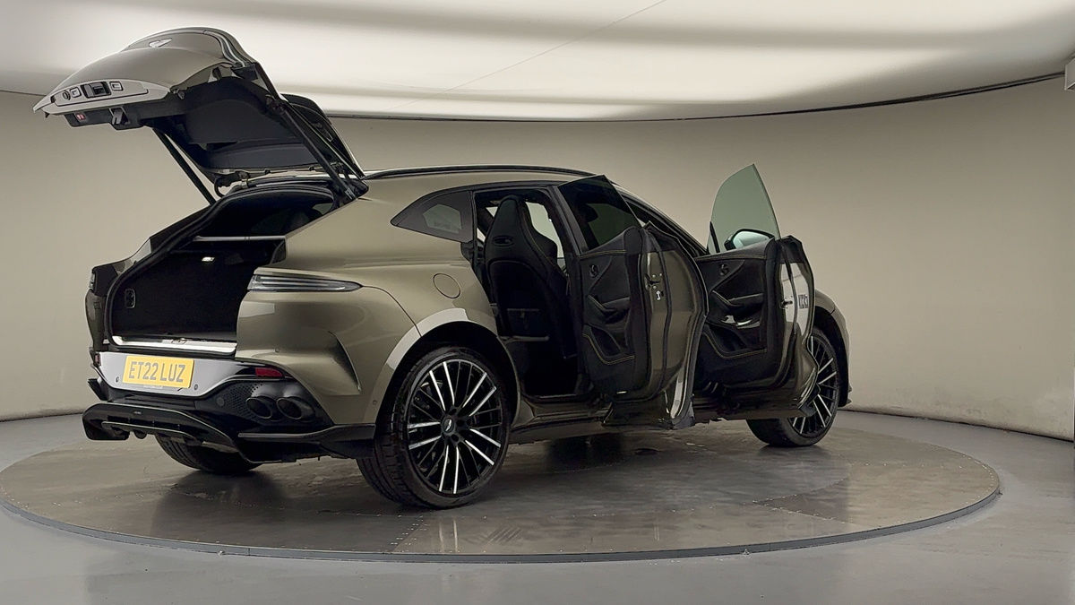 More views of Aston Martin DBX
