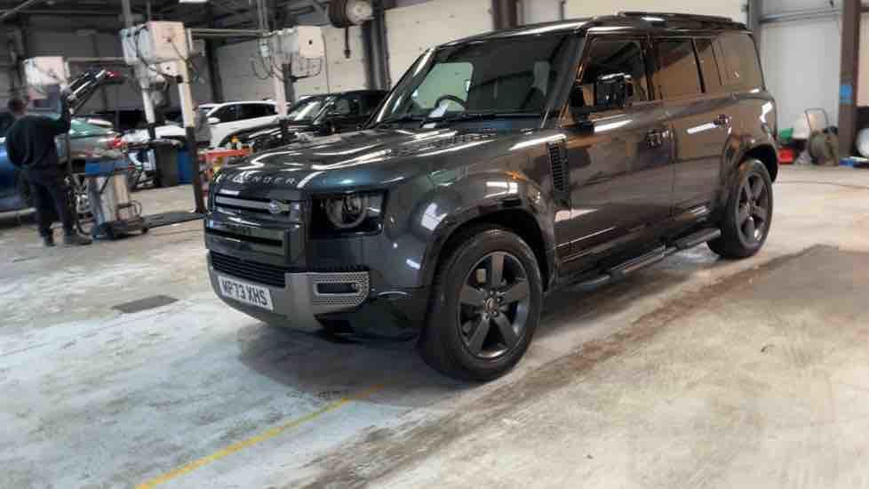 More views of Land Rover Defender 110