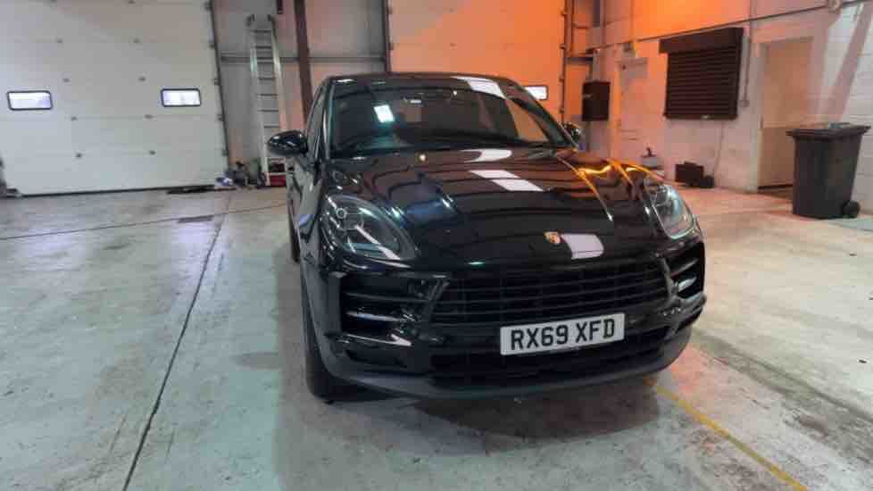 More views of Porsche Macan