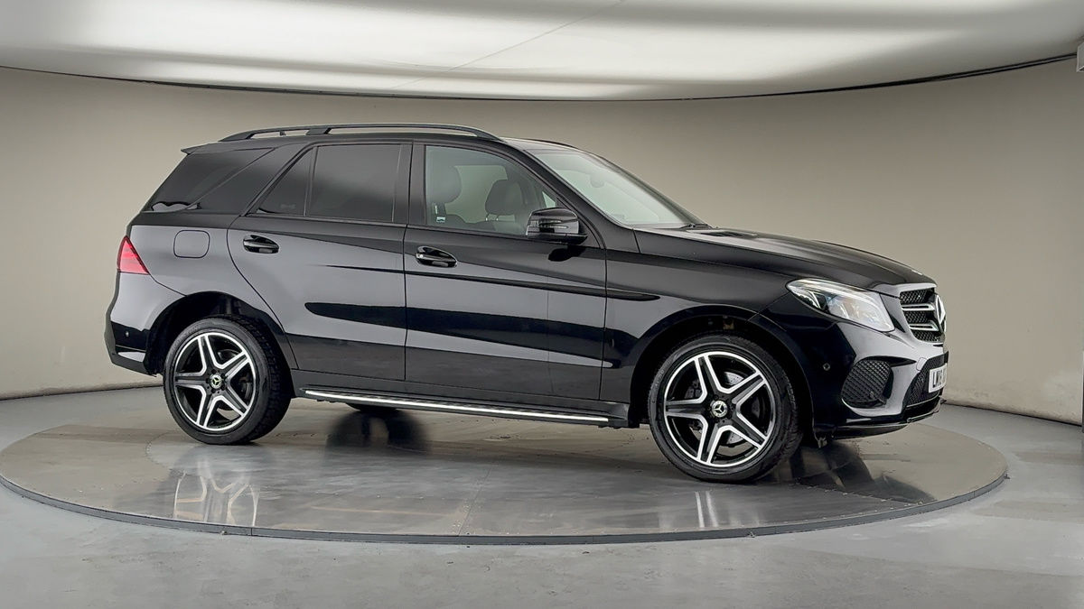More views of Mercedes-Benz GLE