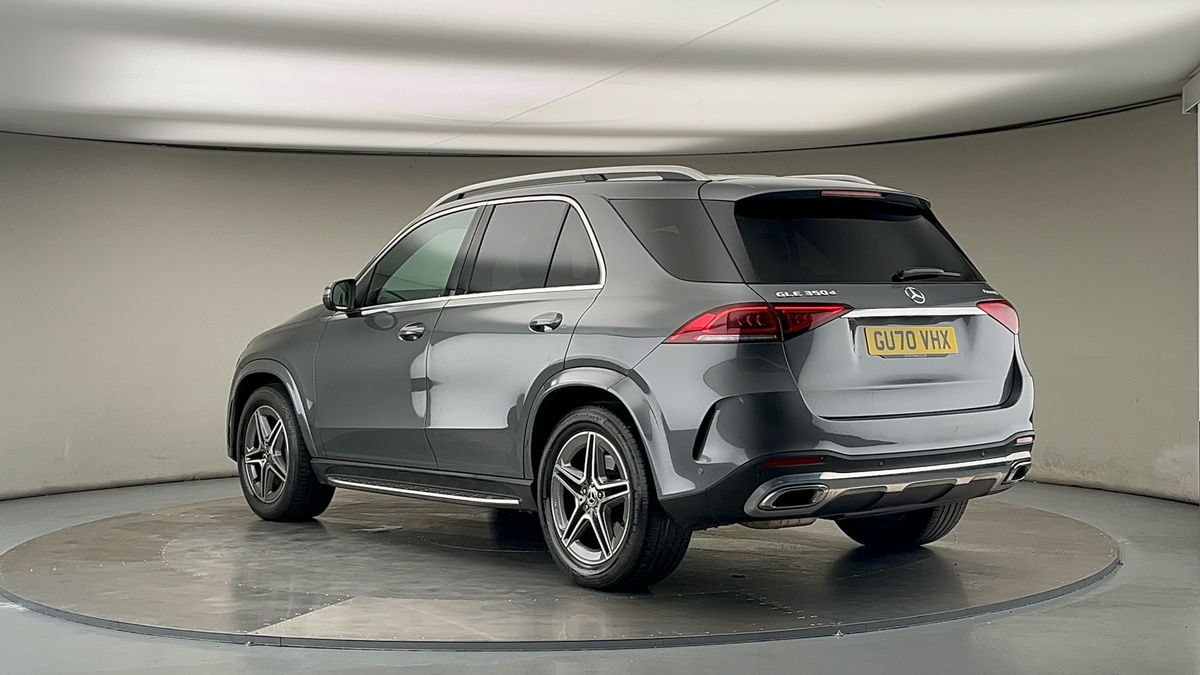 Mercedes-Benz GLE Image 2