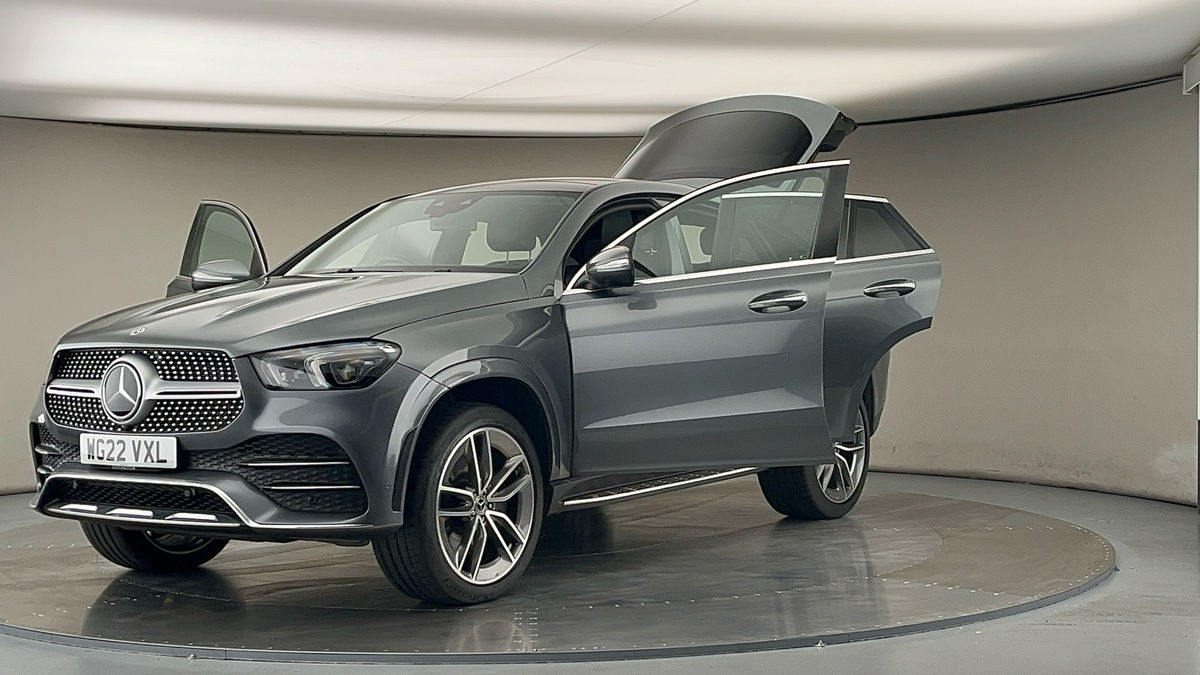 More views of Mercedes-Benz GLE