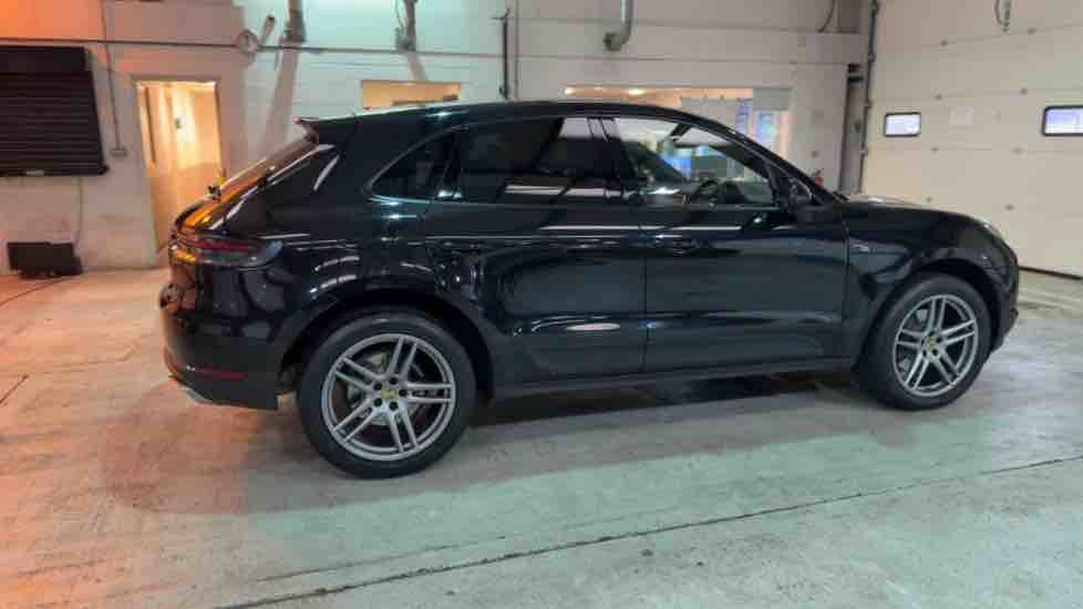 More views of Porsche Macan