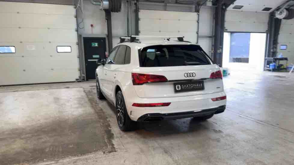 More views of Audi Q5