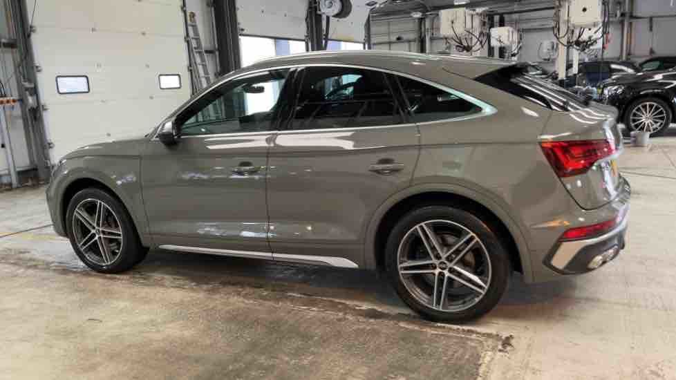 More views of Audi SQ5