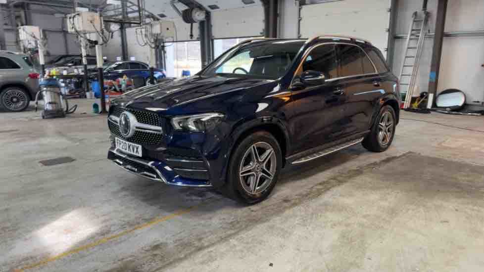 More views of Mercedes-Benz GLE