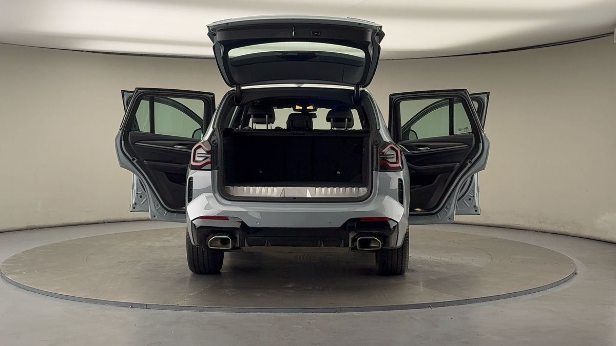 More views of BMW X3