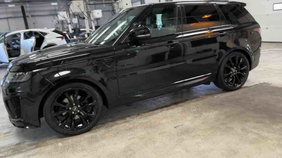 More views of Land Rover Range Rover Sport
