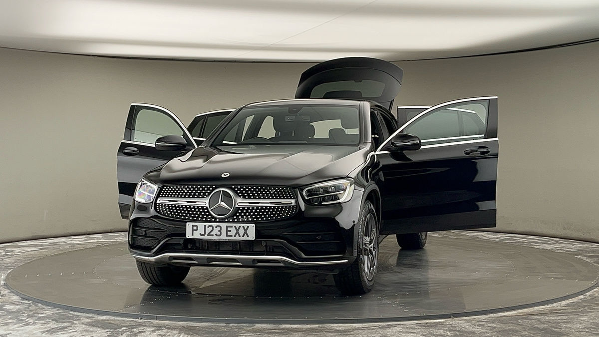 More views of Mercedes-Benz GLC