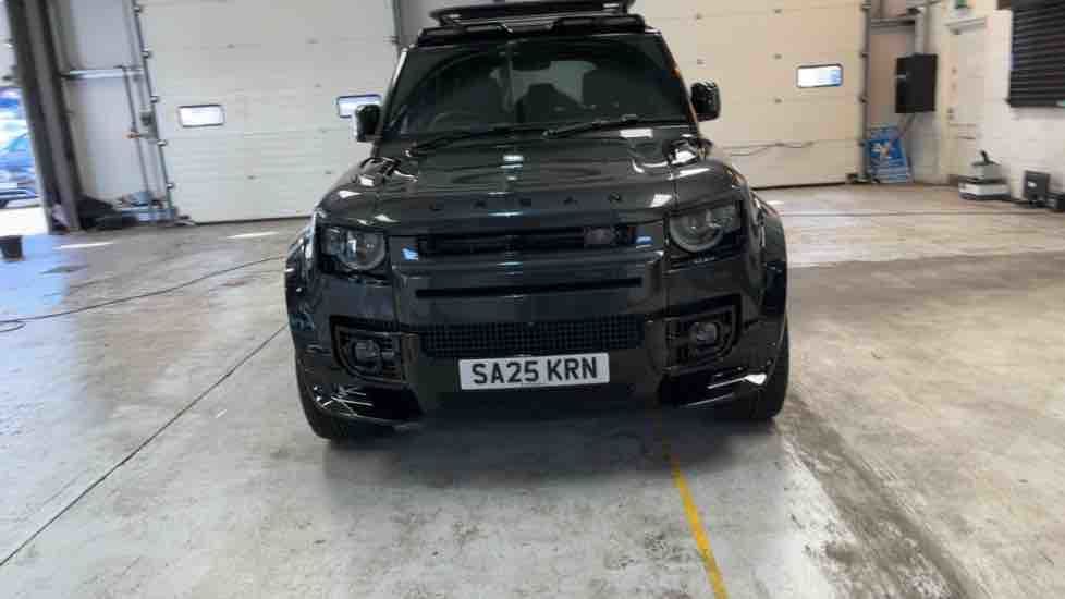 More views of Land Rover Defender 110