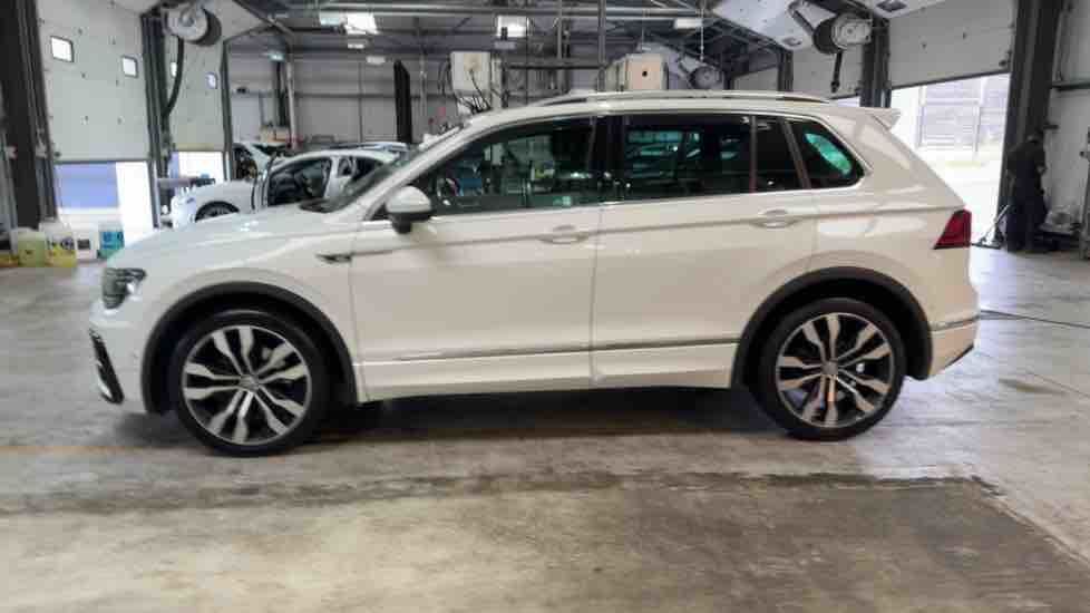 More views of Volkswagen Tiguan