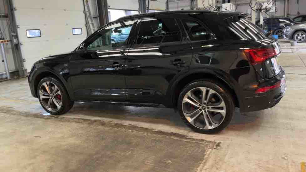 More views of Audi Q5