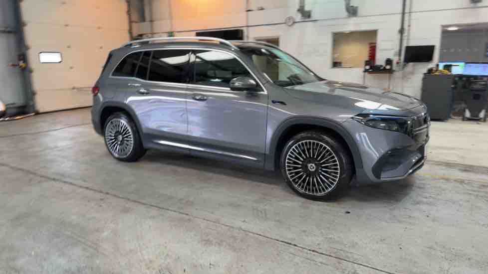 More views of Mercedes-Benz EQB