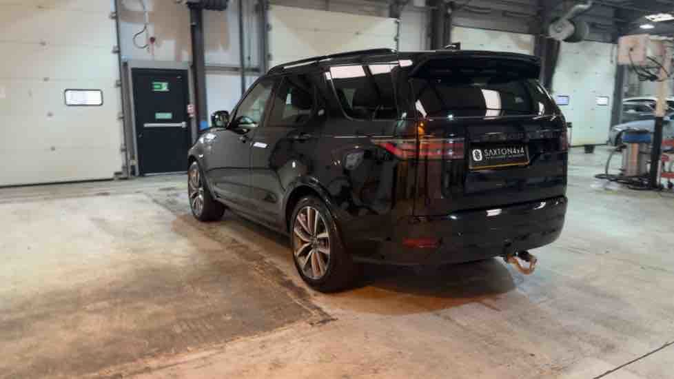 More views of Land Rover Discovery