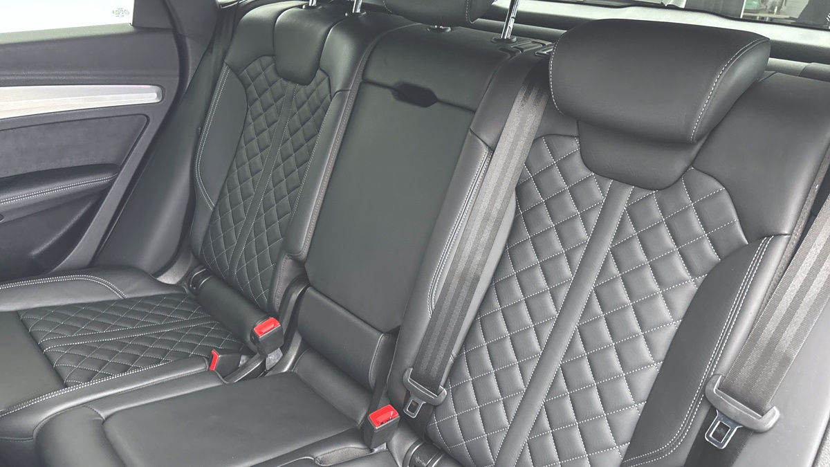 Audi SQ5 Image 8
