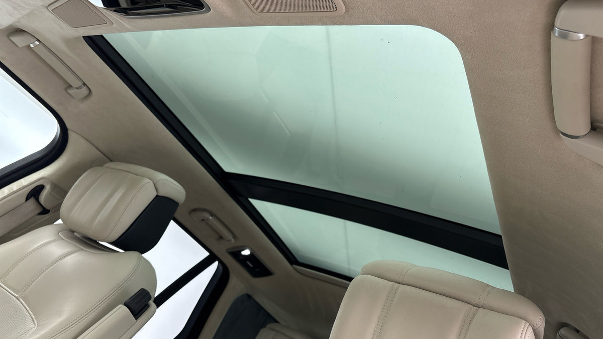 Land Rover Range Rover Image 6