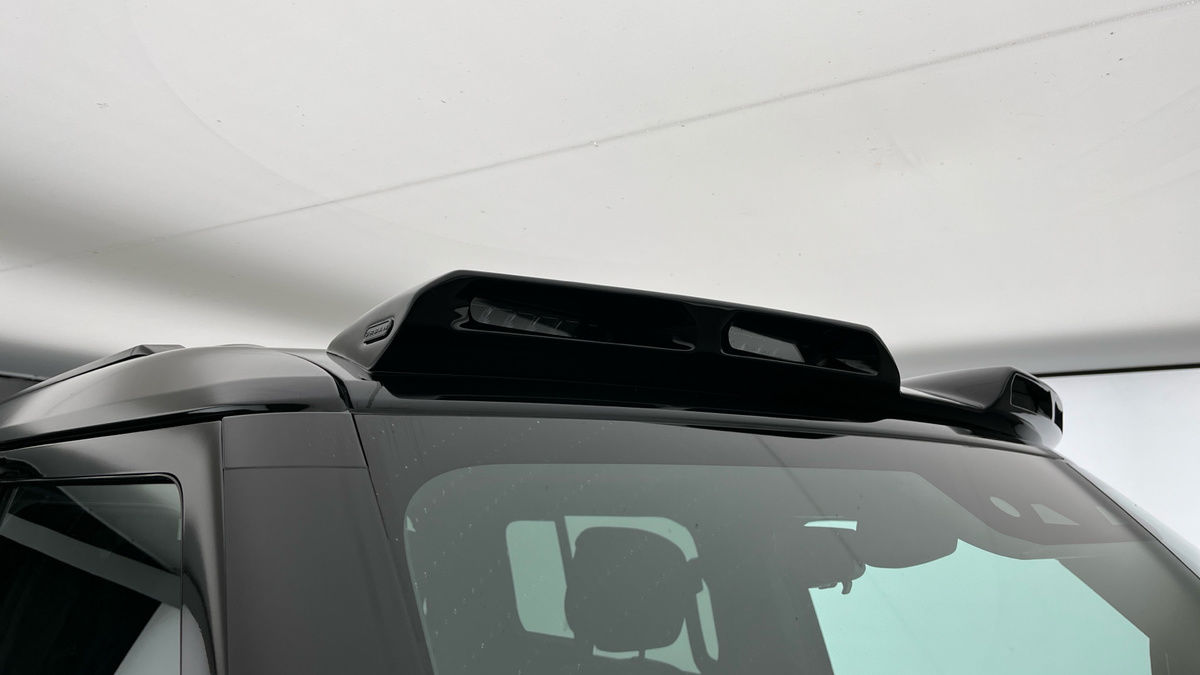 Land Rover Defender 110 Urban Image 27
