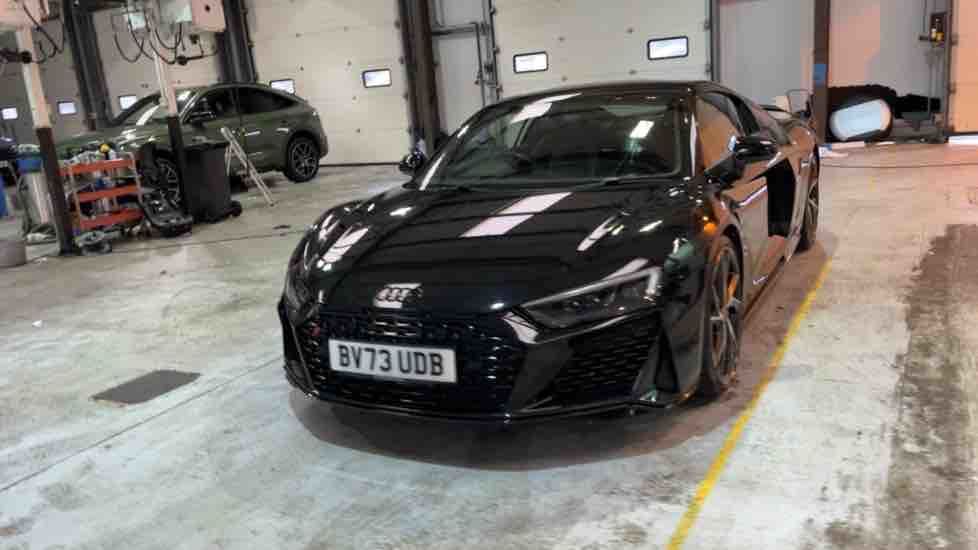 More views of Audi R8