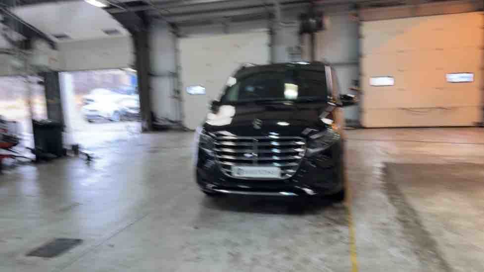 More views of Mercedes-Benz V Class