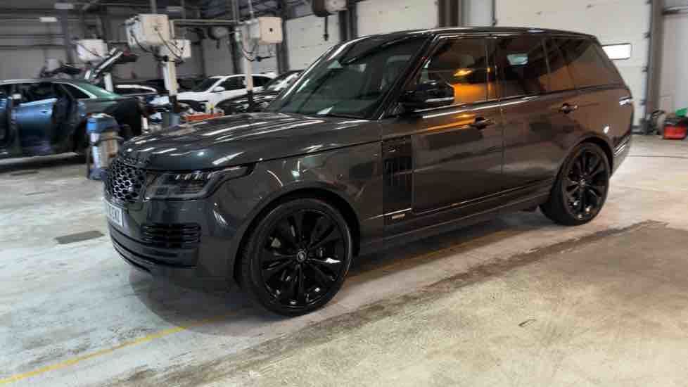 More views of Land Rover Range Rover