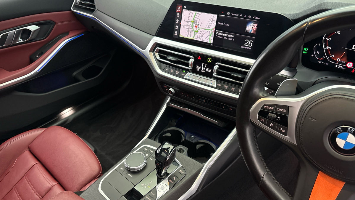 BMW 3 Series Image 18