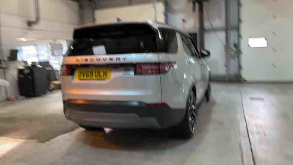 More views of Land Rover Discovery