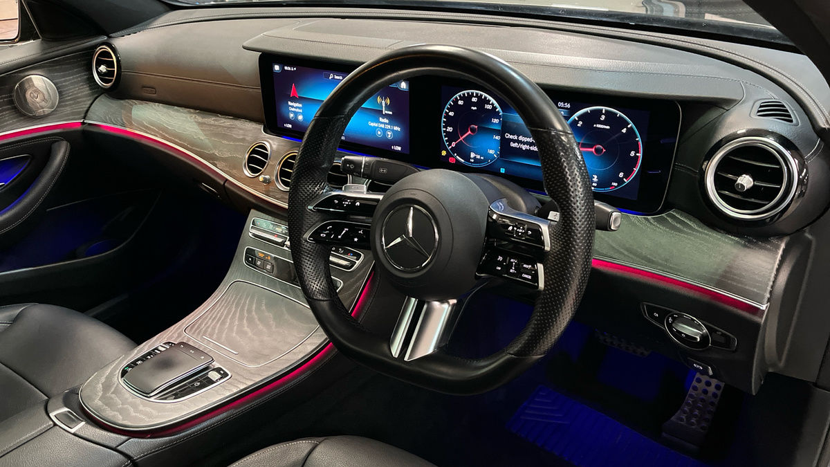Mercedes-Benz E Class Image 5