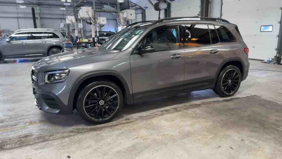 More views of Mercedes-Benz GLB
