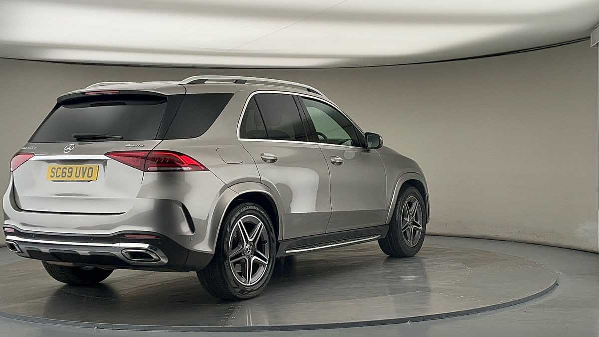 More views of Mercedes-Benz GLE