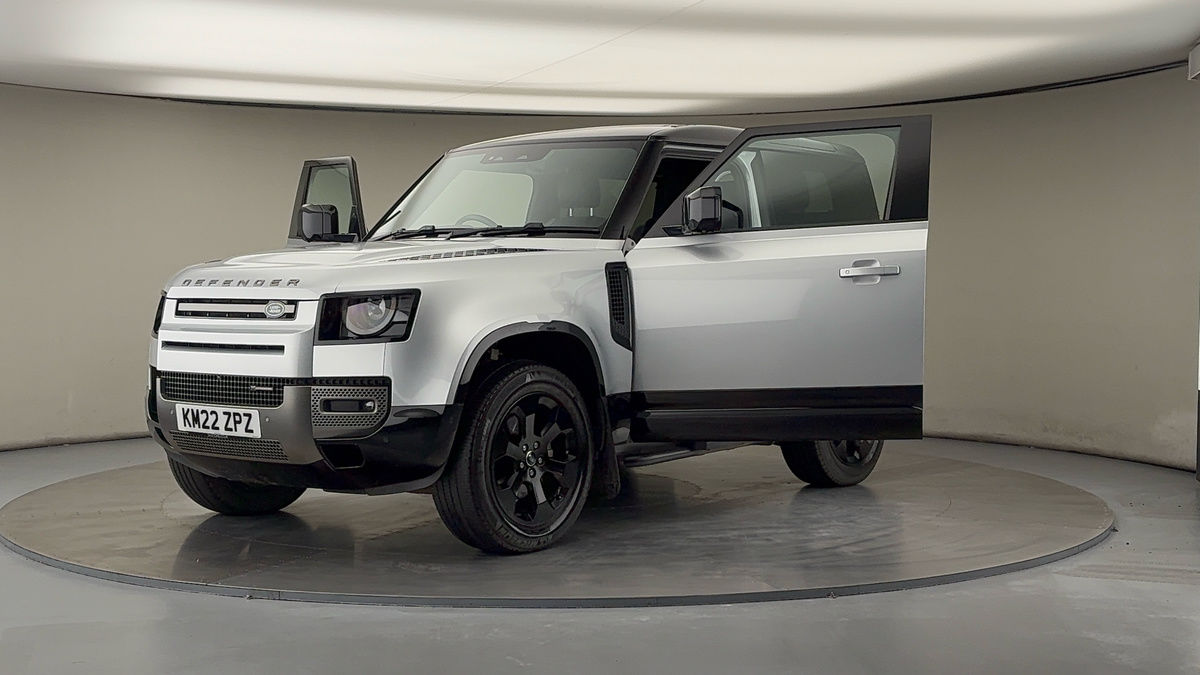 More views of Land Rover Defender 90