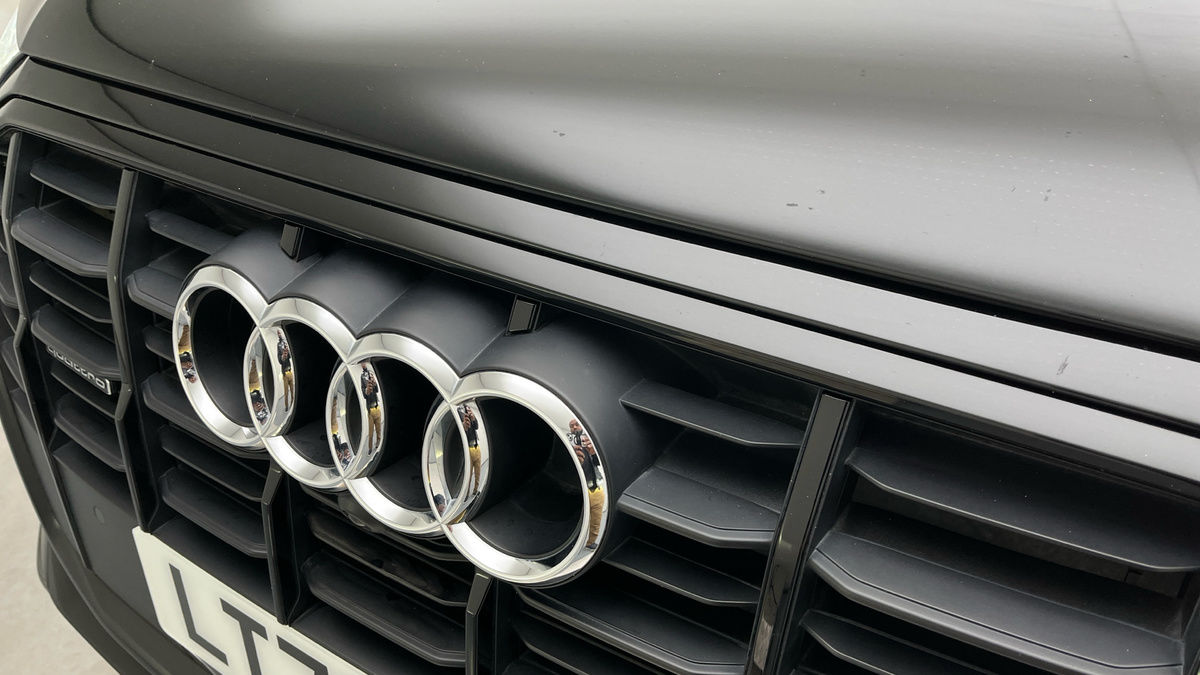 Audi Q7 Image 24