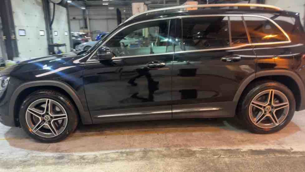 More views of Mercedes-Benz GLB