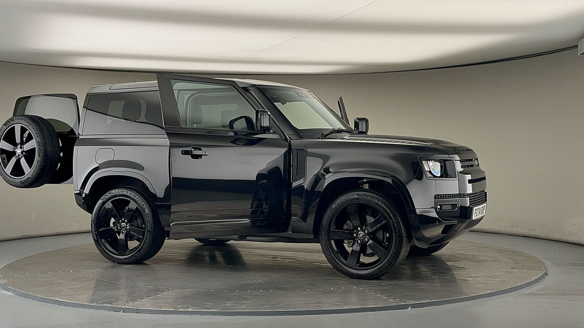 More views of Land Rover Defender 90
