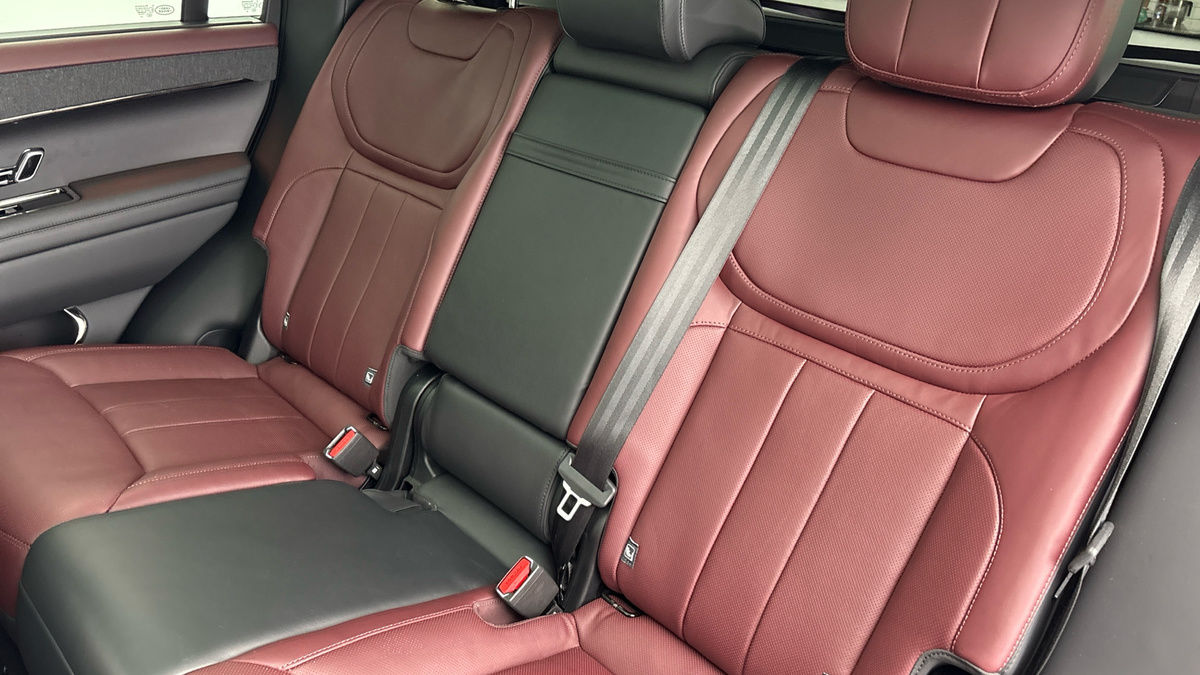 Land Rover Range Rover Sport Image 8