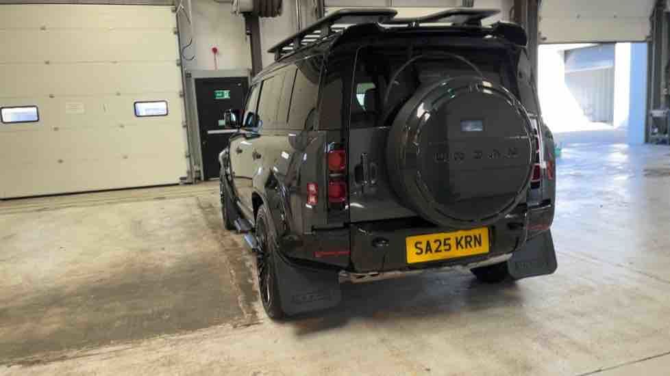 More views of Land Rover Defender 110