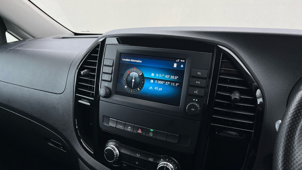 Mercedes-Benz Vito Image 17