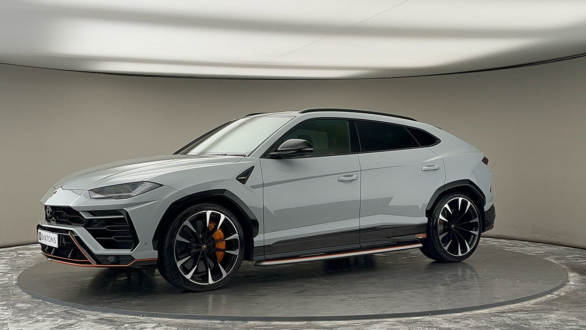 More views of Lamborghini Urus