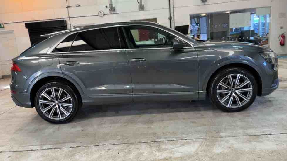 More views of Audi Q8