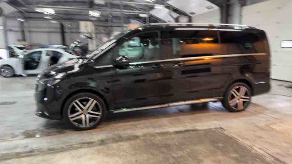 More views of Mercedes-Benz V Class