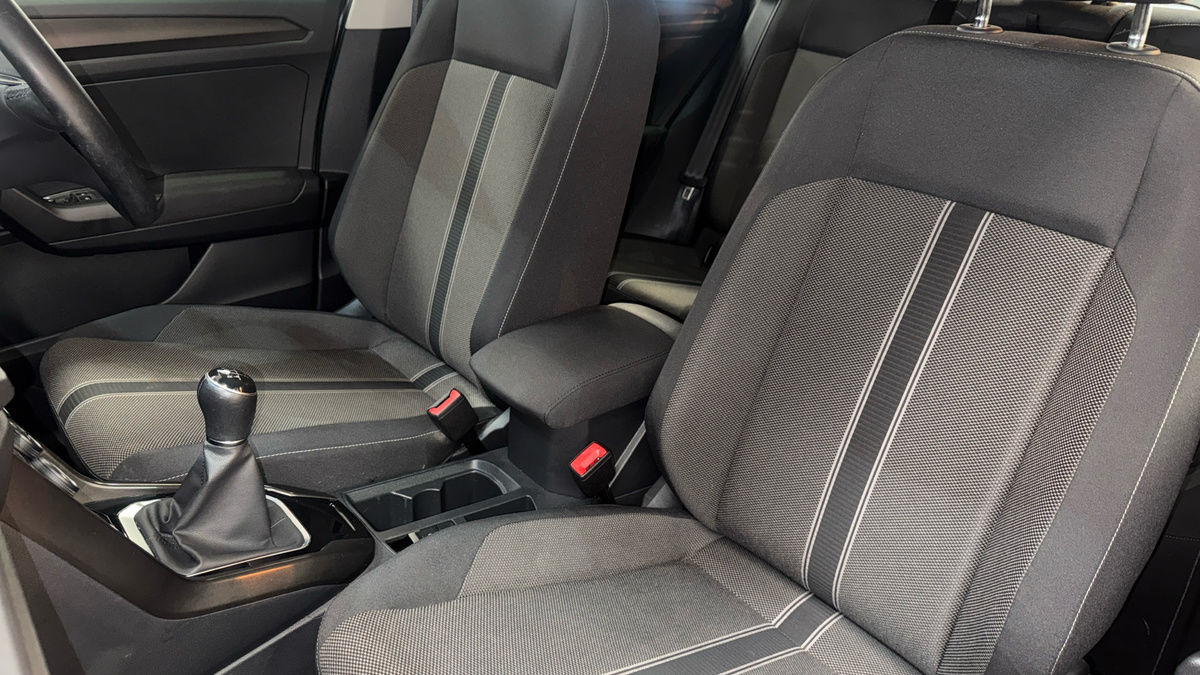 Volkswagen T-Roc Image 6