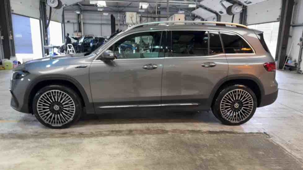 More views of Mercedes-Benz EQB