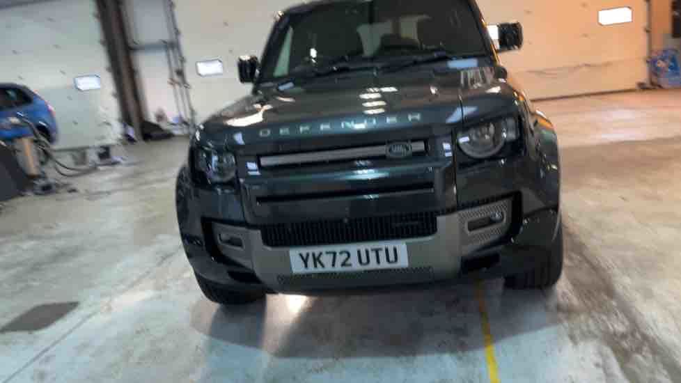 More views of Land Rover Defender 110