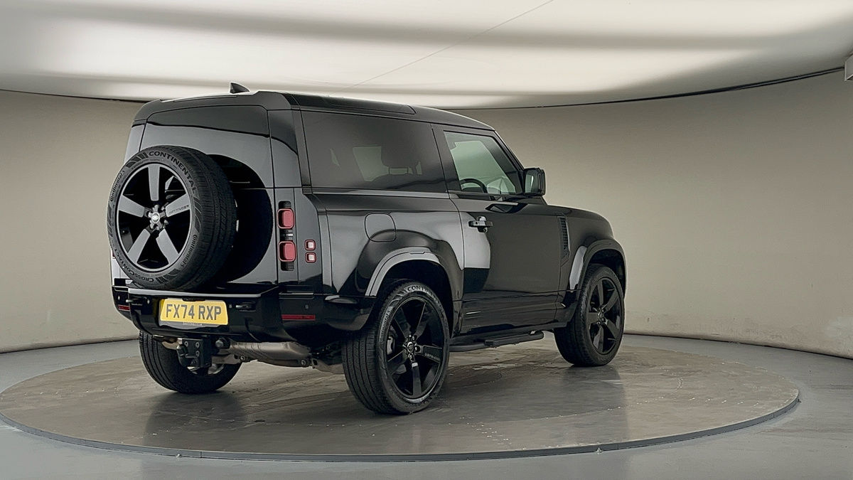 More views of Land Rover Defender 90