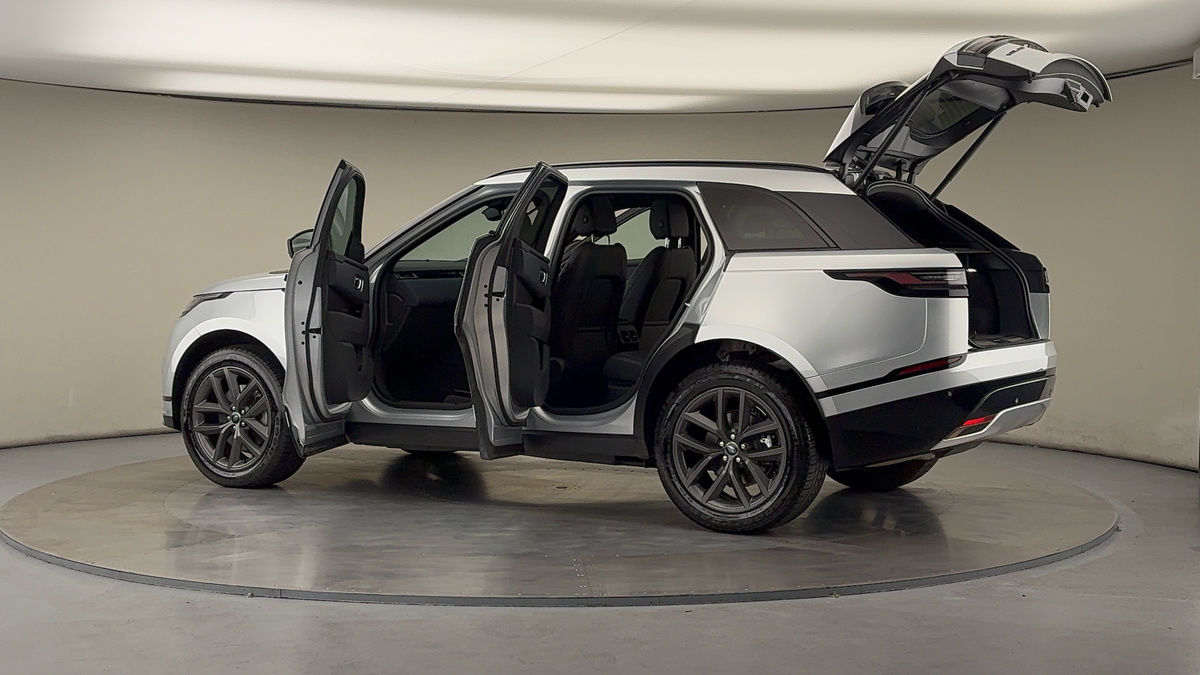 More views of Land Rover Range Rover Velar