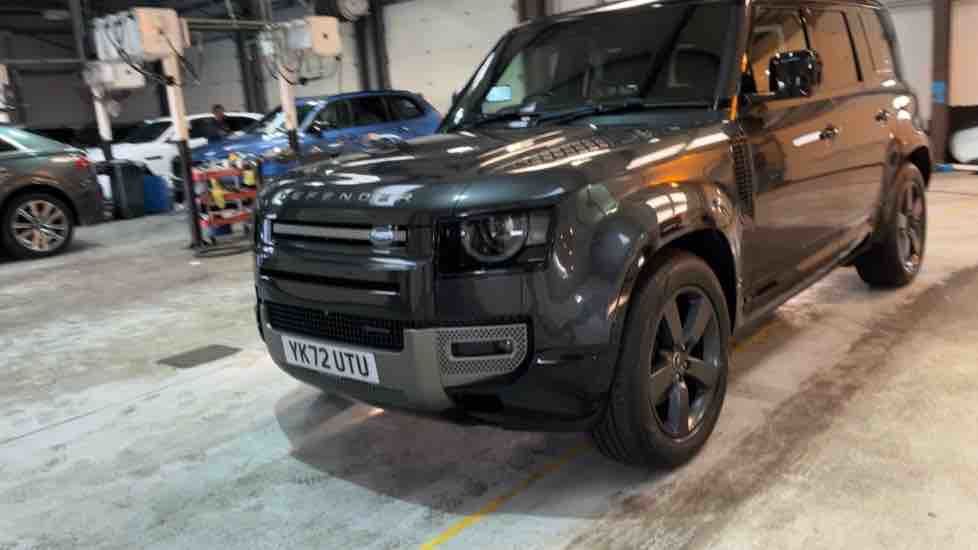 More views of Land Rover Defender 110