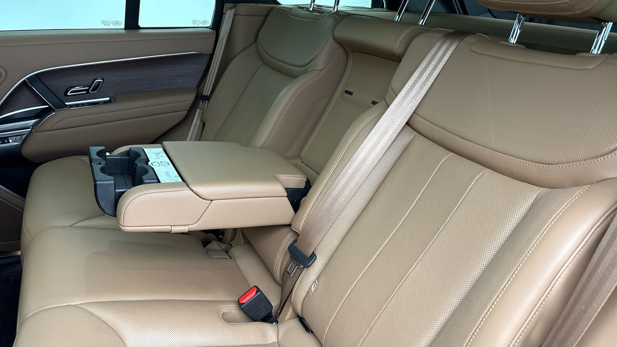 Land Rover Range Rover Image 9