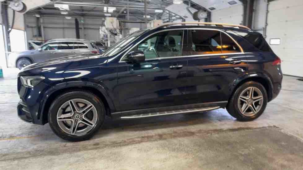 More views of Mercedes-Benz GLE