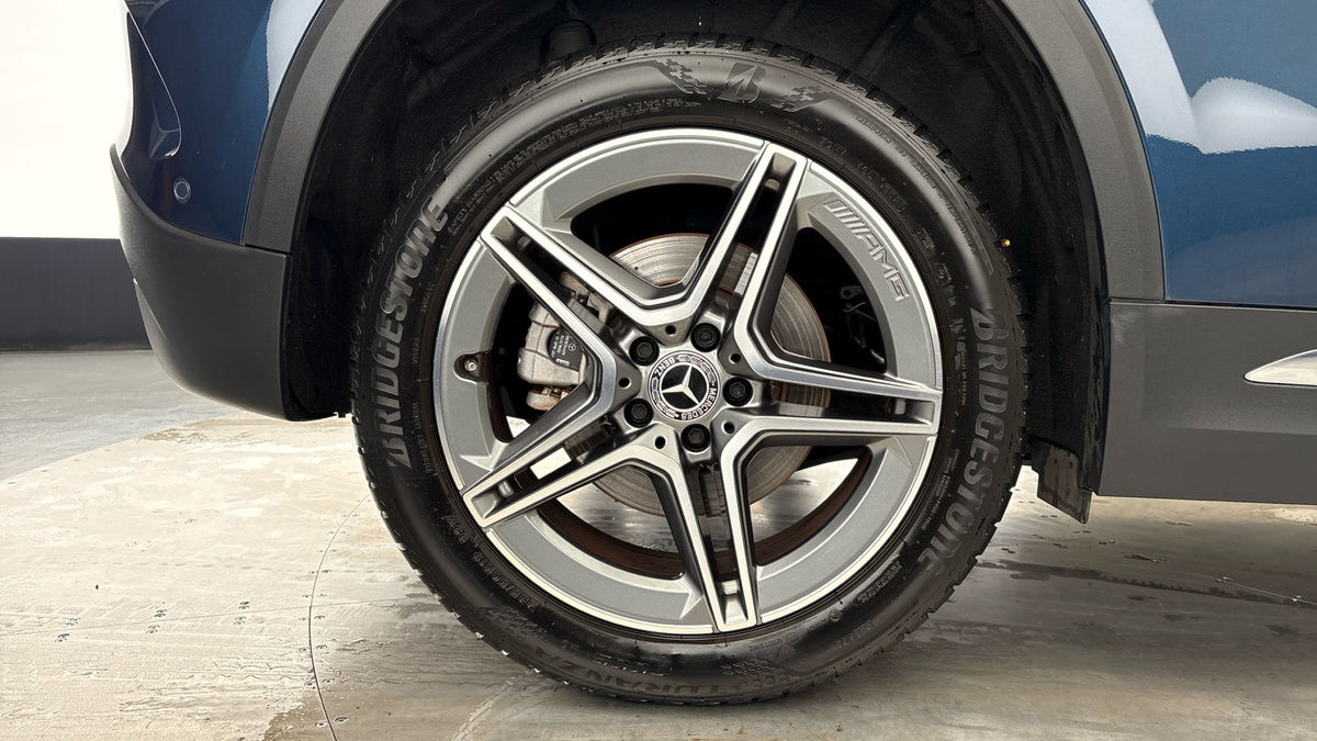 Mercedes-Benz GLA Image 10